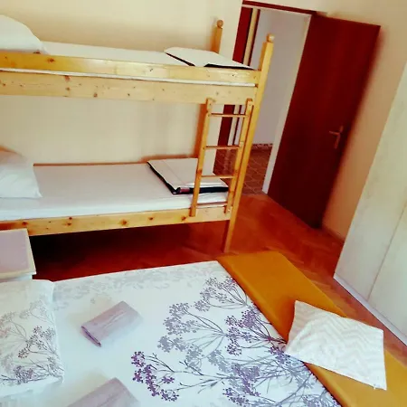 Daire Apartman Matijas *