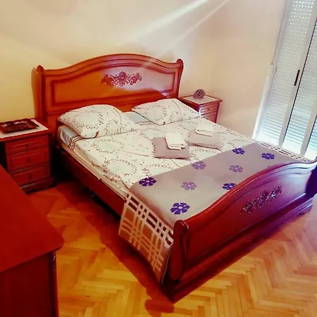 Daire Apartman Matijas *